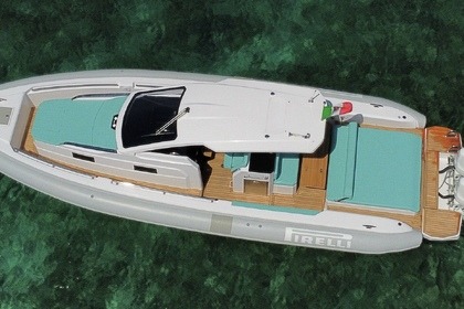 Miete RIB Pirelli Pirelli 35 Porto Rotondo