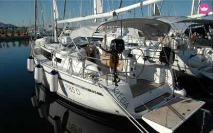 Charter Sailboat Bavaria 33 Cruiser Portisco
