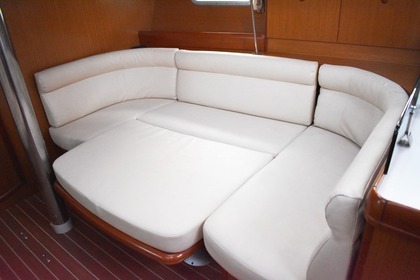 velero Jeanneau Sun Odyssey 42i en Barcelona