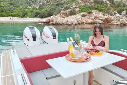 Hyra båt RIB-båt CANTIERE NAUTICO ALTAMAREA ALTAMAREA 27 Cannigione