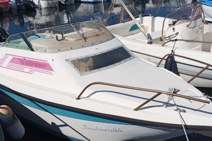 Чартер Моторная яхта Ultramar Insubmersible 83220