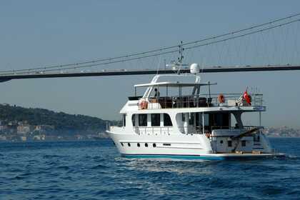 Чартер Моторная яхта 24m Amazing SBH R Motoryat B13 24m Amazing SBH R Motoryat B13 Стамбул