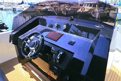Motor Yacht De Antonio D28 in Olympic Port Barcelona