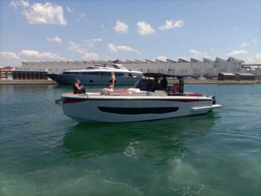 Motorboat ITALYURE 38 Planimetria della barca