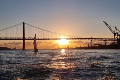 Miete Motorboot Starfisher 27cruiser fly Lissabon