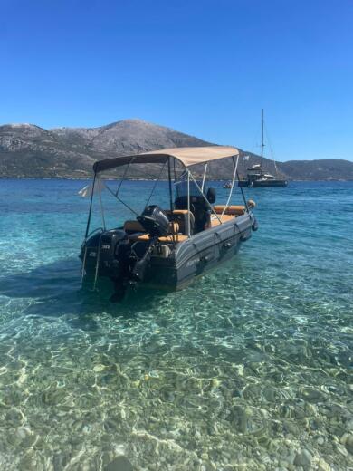 Πάλαιρος Motorboat Karel 4.8 alt tag text