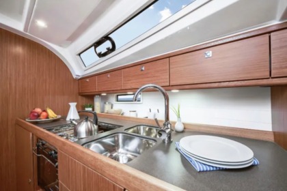 Bavaria Cruiser 41 2015