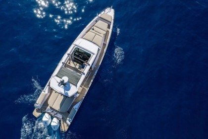 NUOVO 2025 - Axopar 37 Sun Top 2x400HP