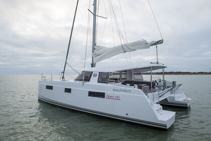 Hire Catamaran Nautitech Rochefort Nautitech 40 Open - 4 + 1 cab. Punat