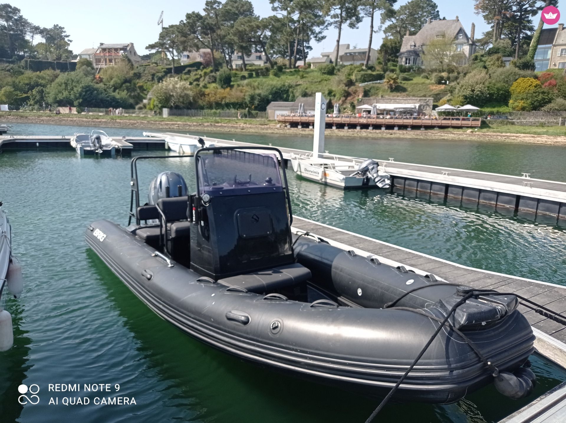 Semi-rigide Brig Navigator 115cv