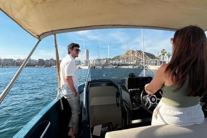 Hyra båt Motorbåt NUVA YATCHS M6 OPEN Alicante