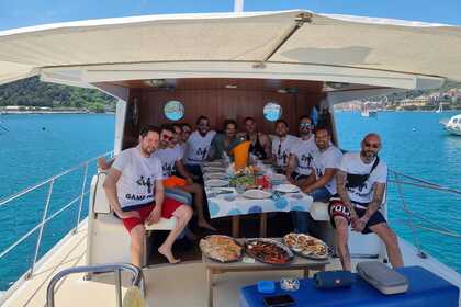 MOTOR YACHT  NUVOLETTA