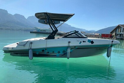 Rental Motorboat BAYLINER VR4 INBORD Annecy