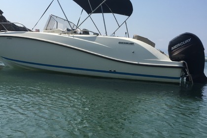 Location Bateau à moteur Quicksilver Activ 675 Sundeck Argelès-sur-Mer