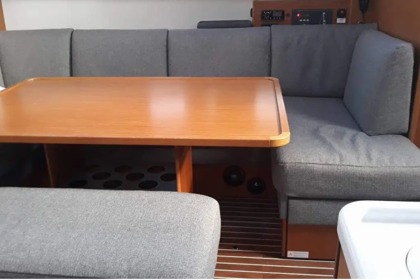 Bavaria Cruiser 46 Style - Pinot Gris