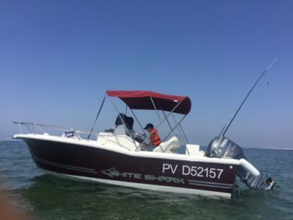 Location Bateau à moteur Kelt White Shark 205 La Grande-Motte