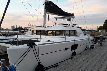 Hyra båt Katamaran LAGOON 440 Charter edition Helsingfors