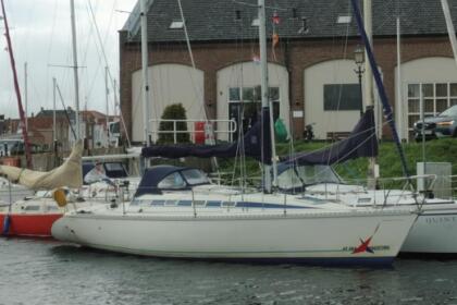 Hire Sailboat Elan Yachts 31 Brouwershaven