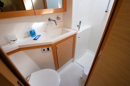Location Catamaran Lagoon 450 f Lefkada