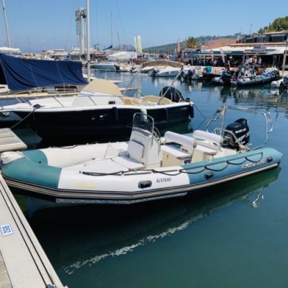 Charter RIB Bombard Sunrider 640 Saint-Cyr-sur-Mer