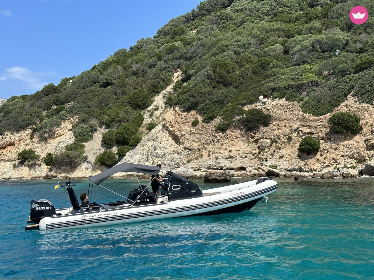 Bateau à moteur BRIG Eagle 10 700cv 8