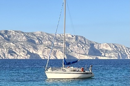 Rental Sailboat Bi-Loup 9m Marseille