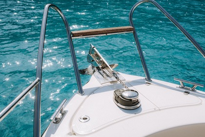 Relax aboard this boat without a license in Menorc