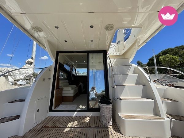 Bateau à moteur Jeanneau Prestige 440 850cv 6
