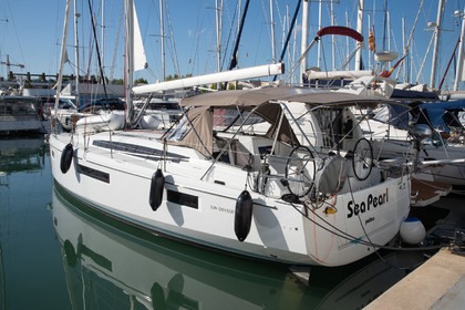 Alquiler Velero Jeanneau Sun Odyssey 410 - 3 cab. Palma de Mallorca