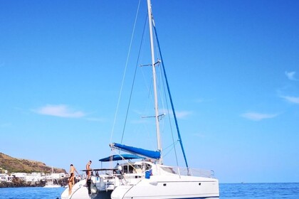 Location Catamaran Fountaine Pajot Lavezzi 40 Bonifacio