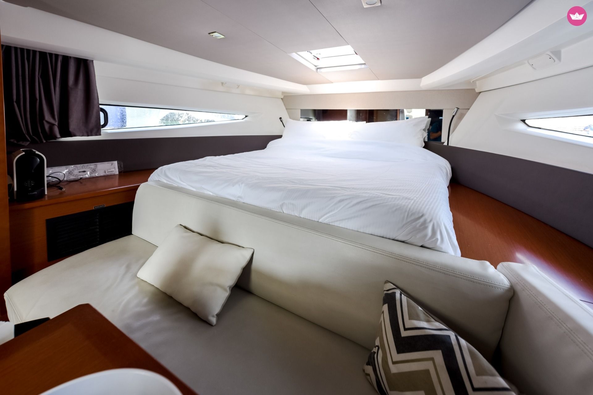 Bateau à moteur Jeanneau Leader36 à louer