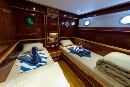 Snefro Pearl – 3 nights Dolphin Safari Cruise