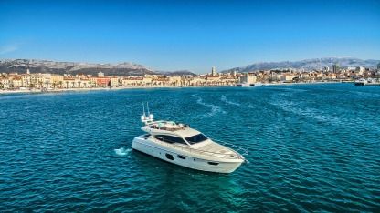 Location Bateau à moteur Ferretti 620 Kaštel Gomilica