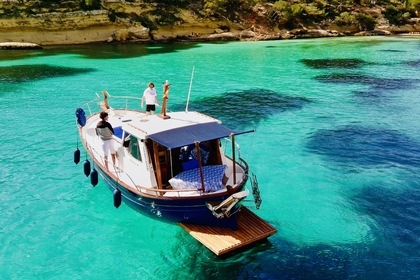 Hire Motorboat MYABCA MYABCA 32 Cala Nova