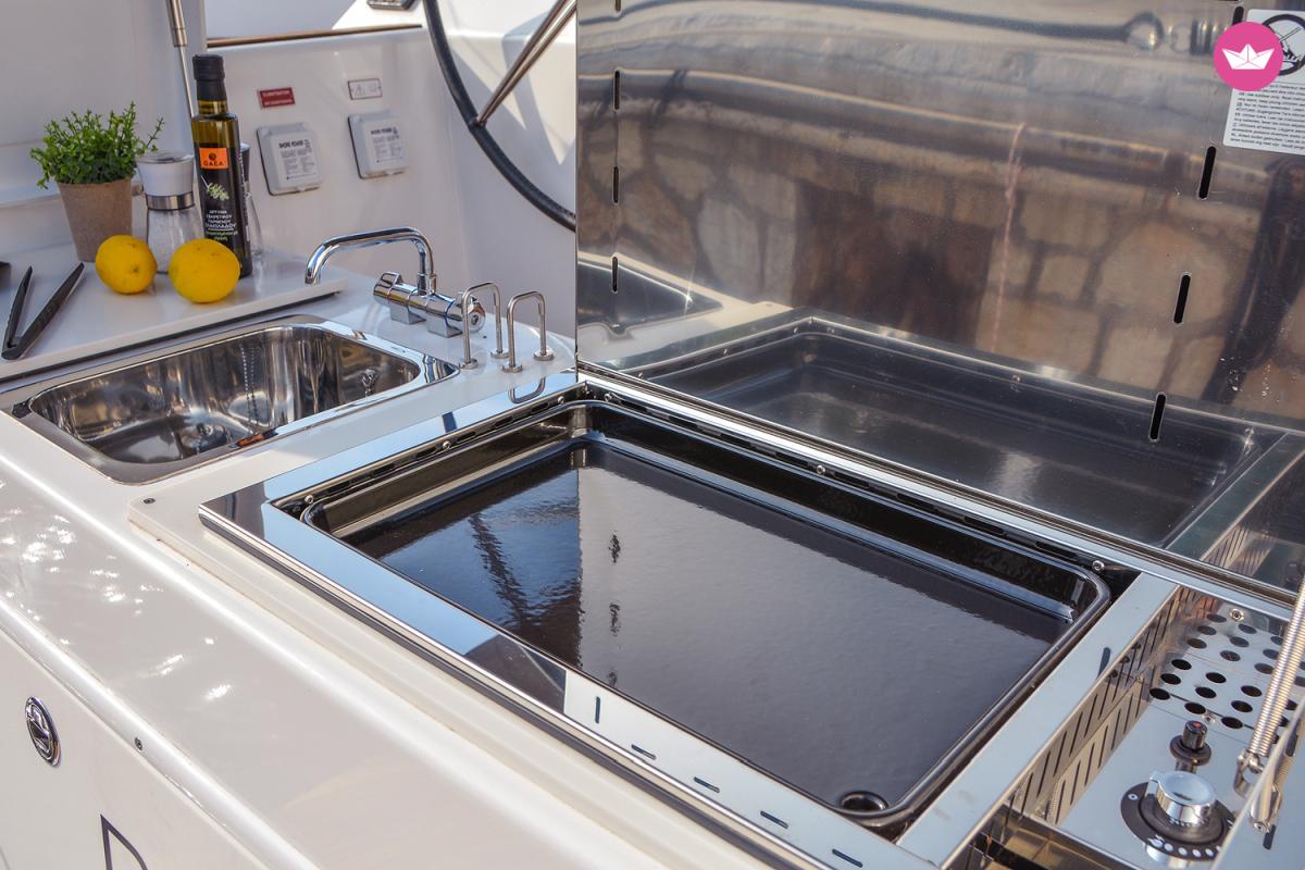 Rental sailboat in Athens  