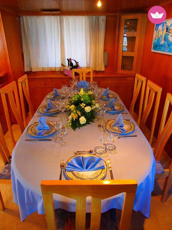 Motorboat Perama Shipyards 102 Elena  