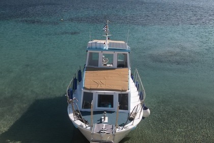 Private cruise around Mykonos or Rhenia island