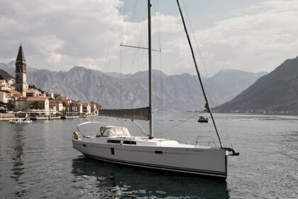 Rental Sailboat Hanse Hanse 445 Tivat