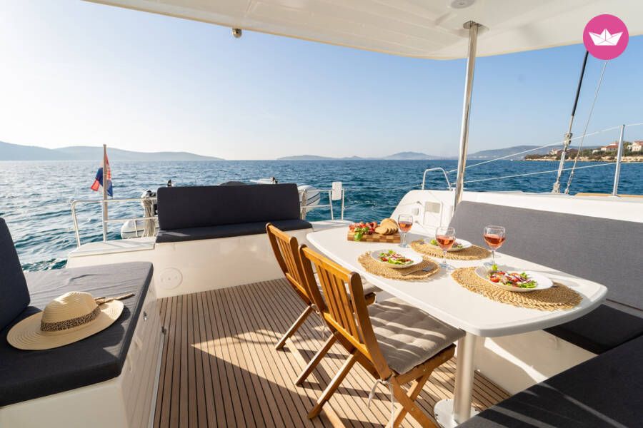 Rental Lagoon Lagoon 40