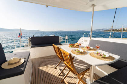 Charter Lagoon Lagoon 40