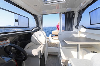 Quicksilver 675 Weekend