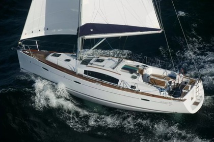 Miete Segelboot BENETEAU OCEANIS 40 Vittoriosa