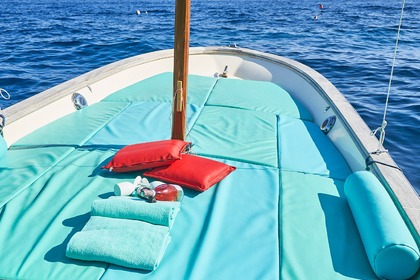 Rental Motorboat Fratelli Aprea gozzo 780 open Capri