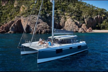 Noleggio Catamarano Nautitech 40 Barcellona