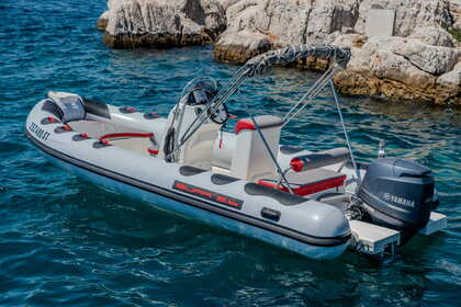 Rental Motorboat Bura 5.6 Kaštela