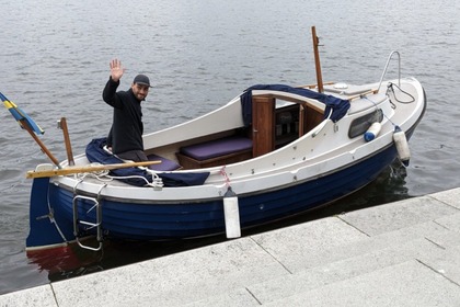 Hyra båt Motorbåt Monark 580 Stockholm