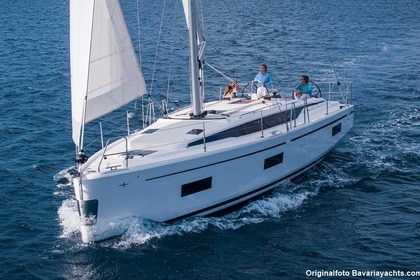 Rental Sailboat Bavaria Yachtbau Bavaria C42 Marina Frapa