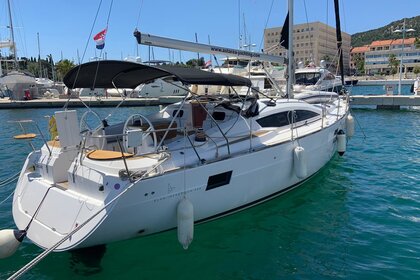 Hire Sailboat Elan Elan 444 Impression Split