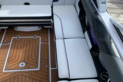 MASTER CRAFT X2 = WAKEBOARD / WAKESURF