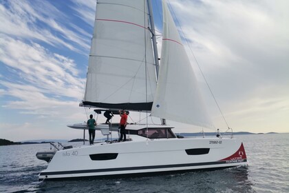 Noleggio Catamarano Fountaine Pajot Fountaine Pajot Isla 40 - 4 + 1 cab. Dubrovnik